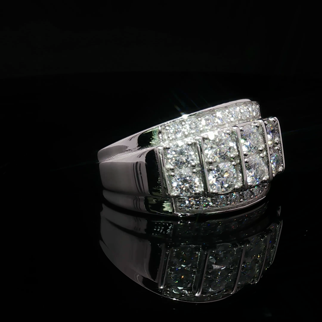 Ten Poiner Band Ring