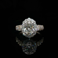 Yellow Gold Multistone Ring with Oval Cut Diamond