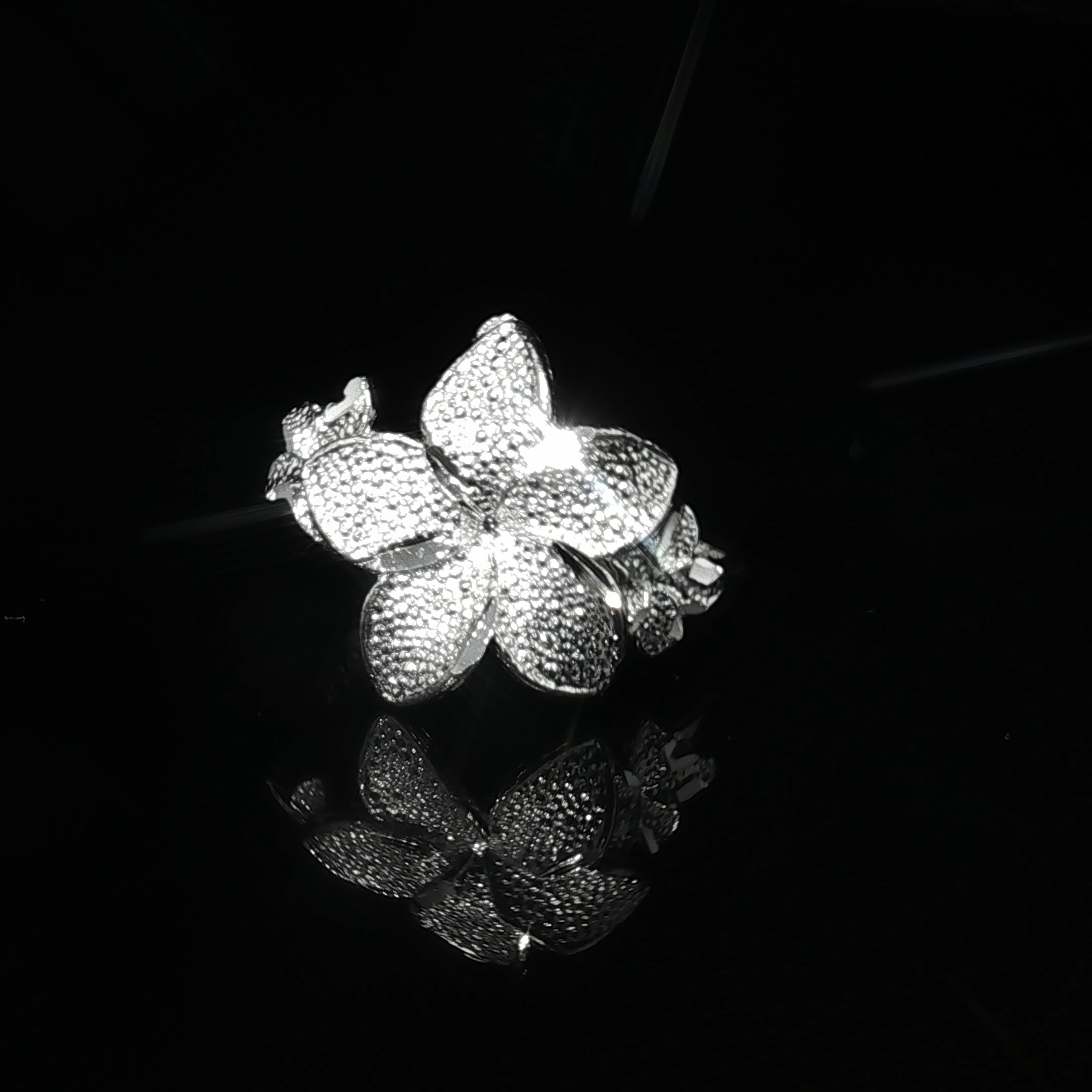 Large Tri Hibiscus Ring