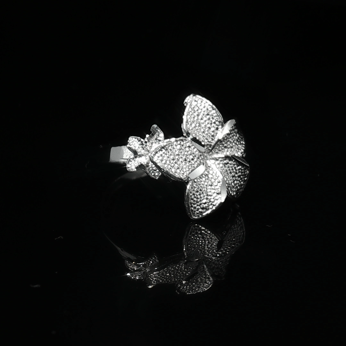 Large Tri Hibiscus Ring