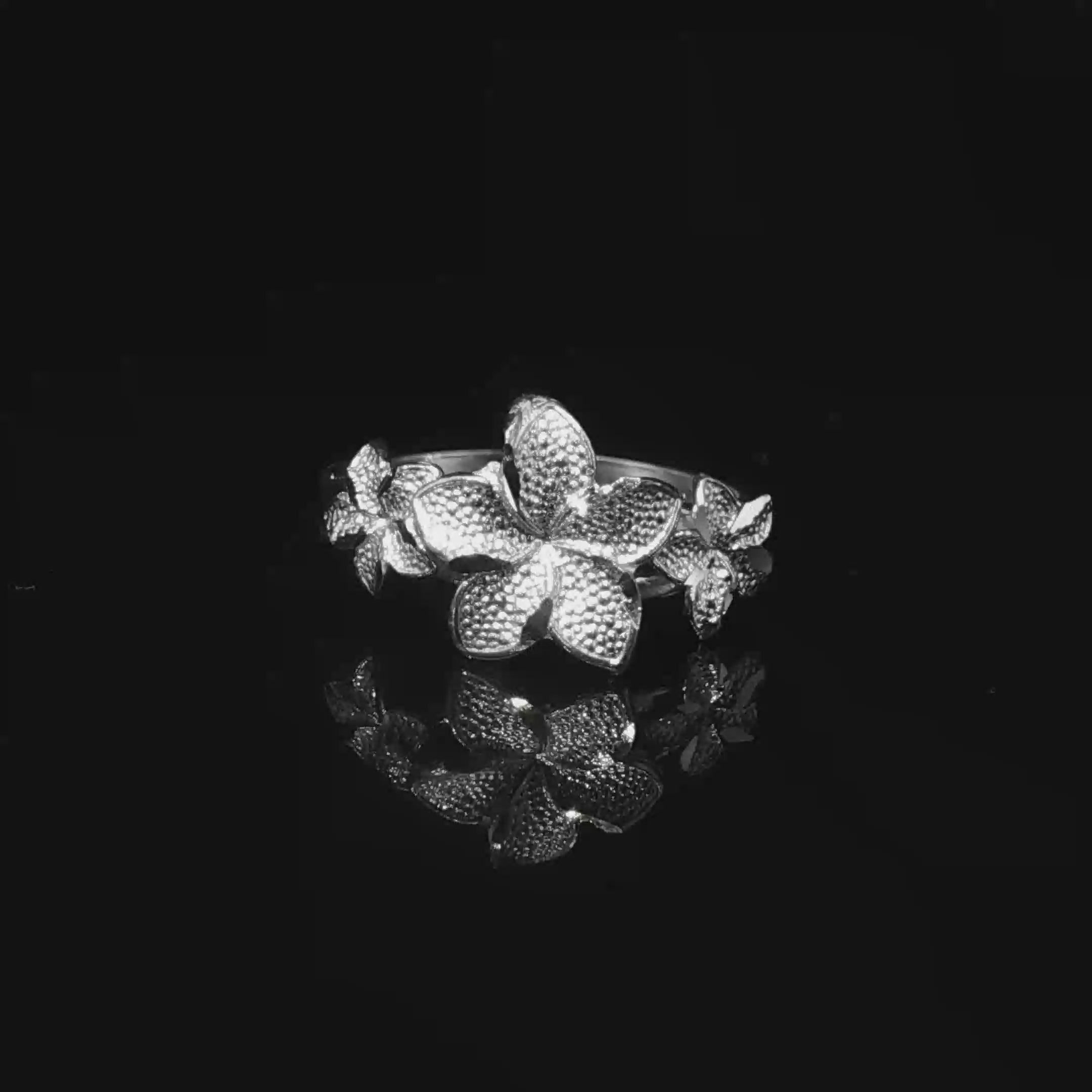 Small Tri Hibiscus Ring